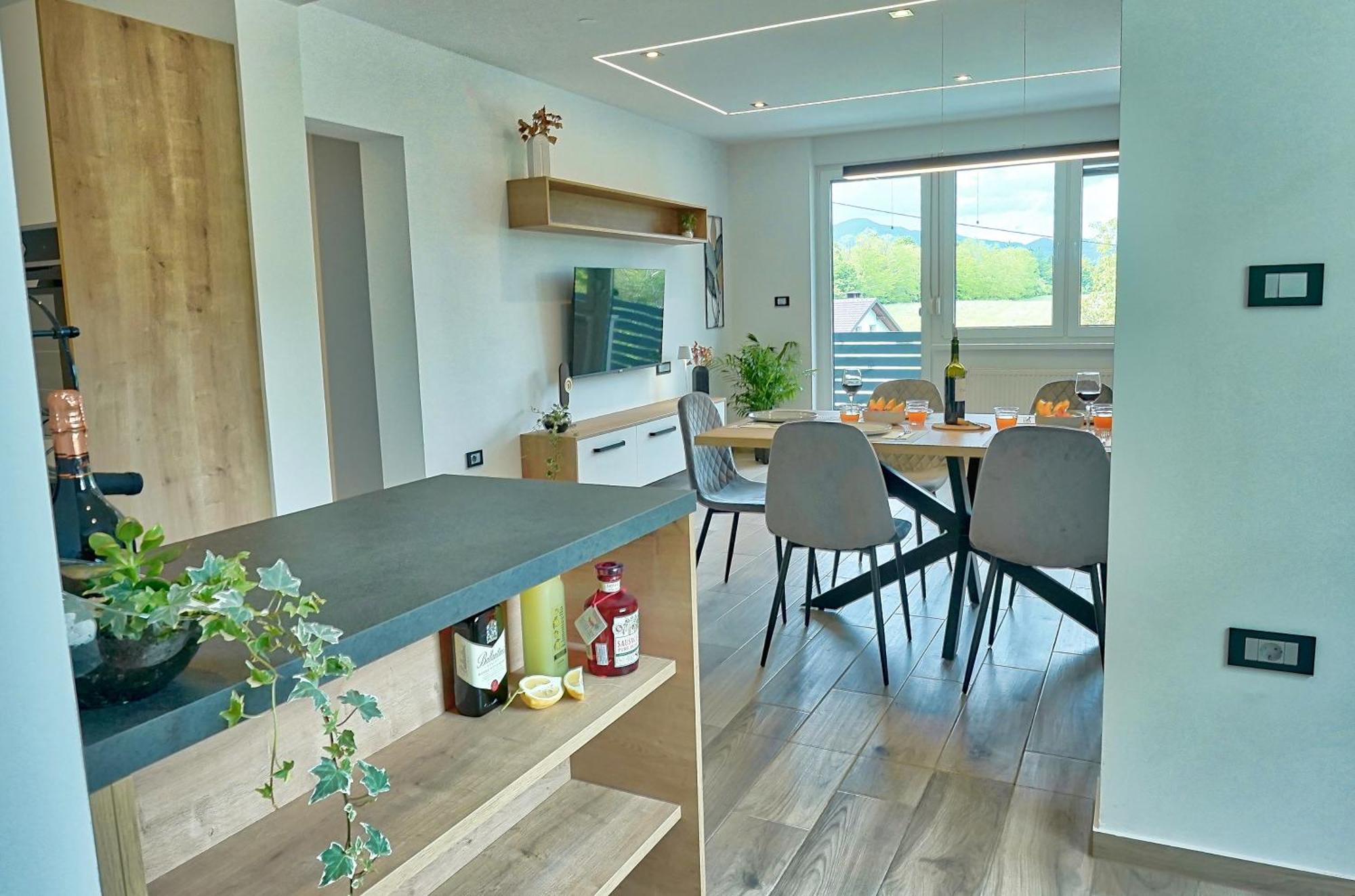 Apartment Lipa Plac *